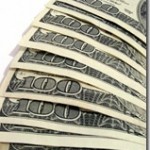 Mulher perde mais de R$ 3 mil sendo enganada